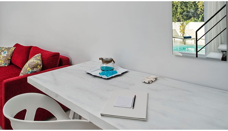 Cavo Bianco - NR, Санторини